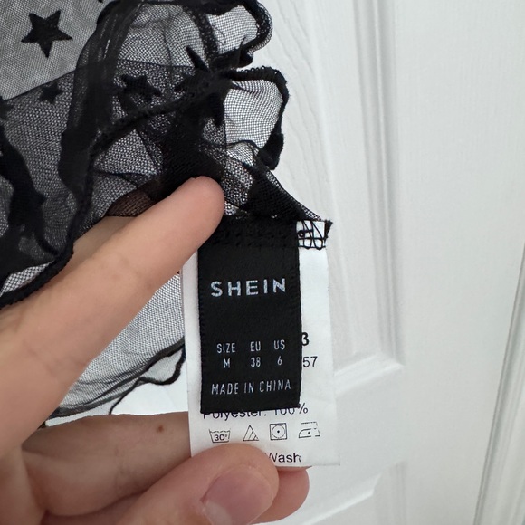 Mesh crop top - Picture 2 of 2